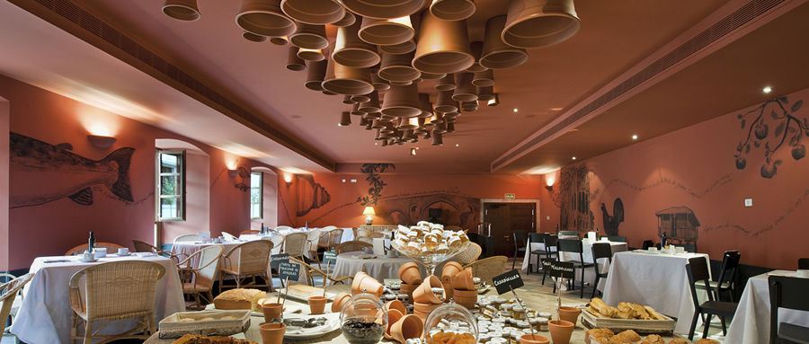 Hotel De 4*