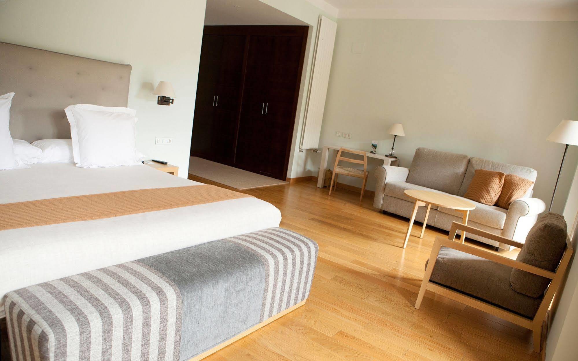 Parador De Hotel 4*